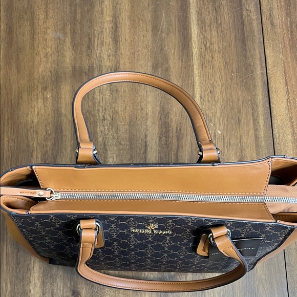 NWT Nanette Lepore Vegan Leather Logo Shoulder Bag Chocolate Vachetta - Picture 5 of 14